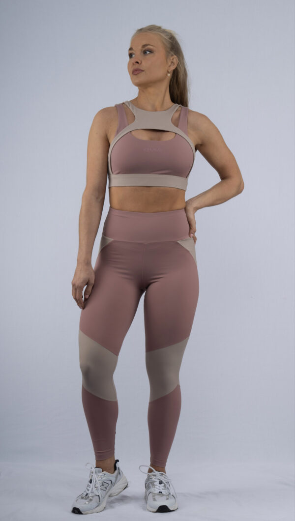 Conjunto Deportivo Bicolor – Top con Detalle en el Cuello y Leggings Largos - Imagen 9