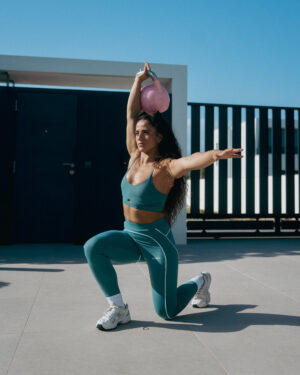 Leggings Deportivos con Detalles en Contraste – Cintura Alta y Ajuste Perfecto – Verde